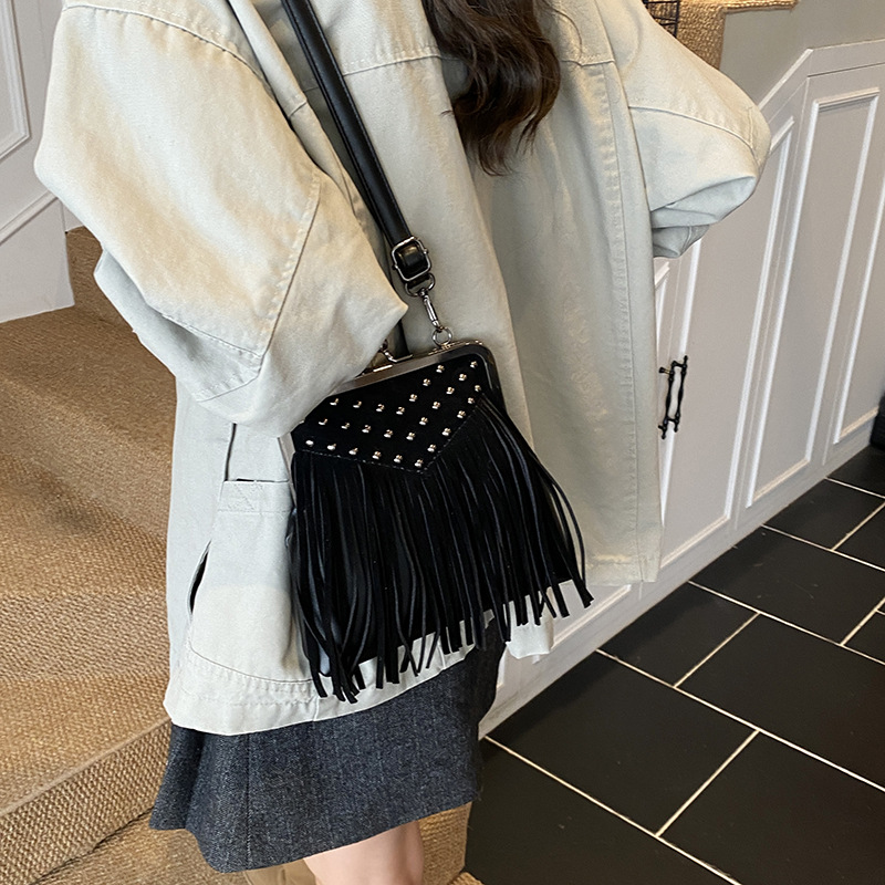 Women's Fashion Rivet Handheld - Vintage Fashion Collection recension och pris