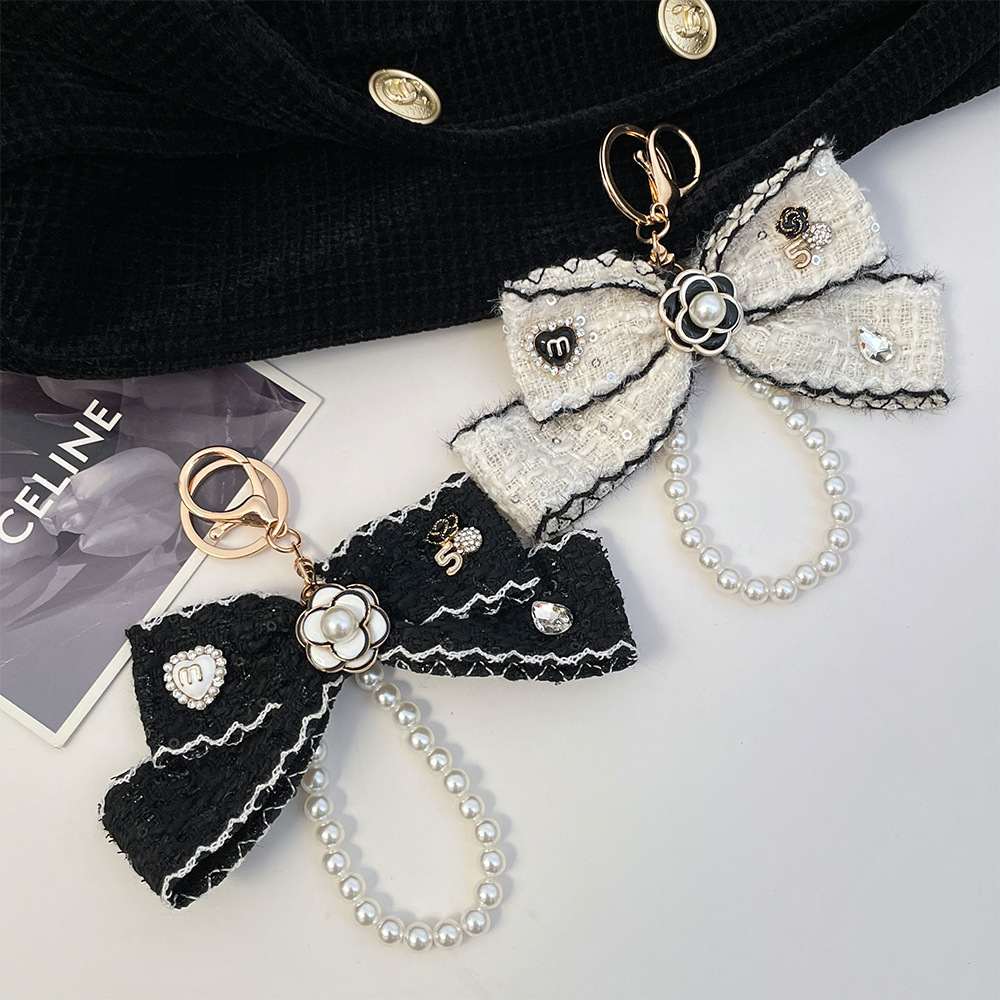 2026 Women's Cloth Bowknot Key - Vintage Fashion Collection recension och pris