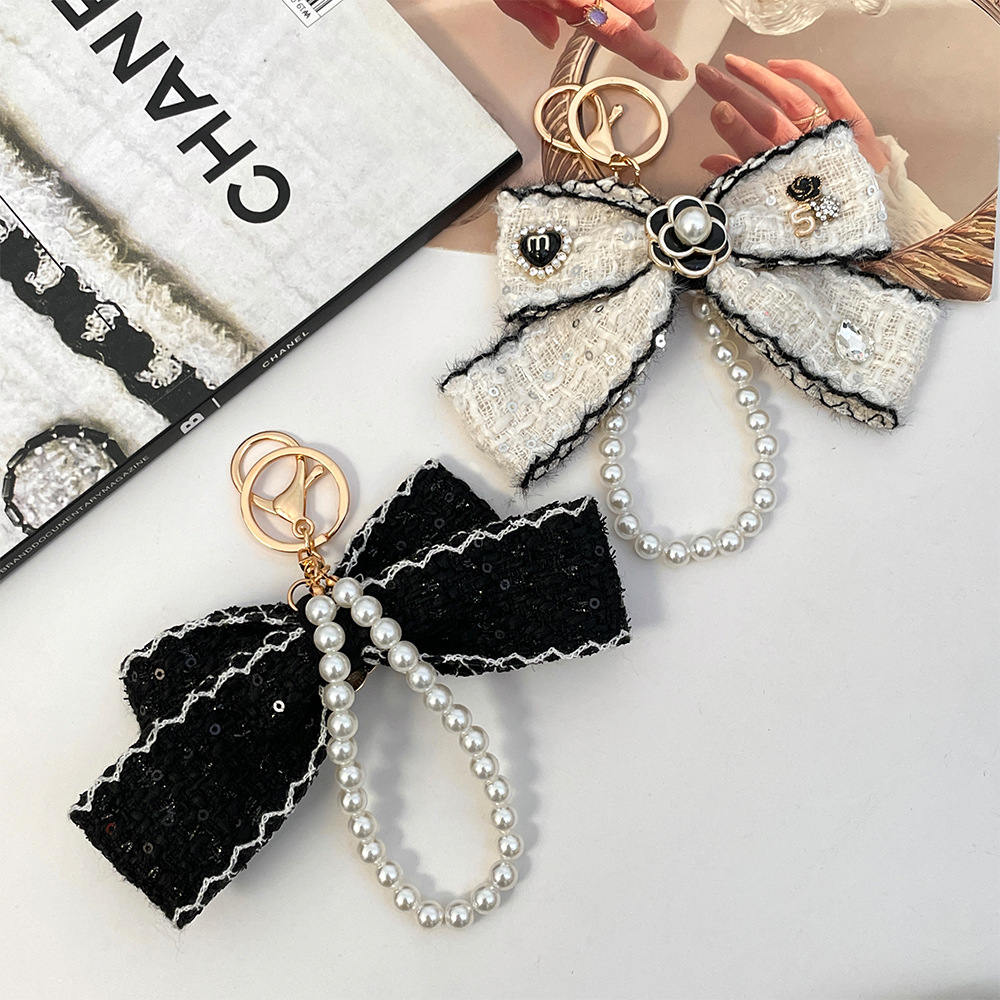 2026 Women's Cloth Bowknot Key - Vintage Fashion Collection recension och pris