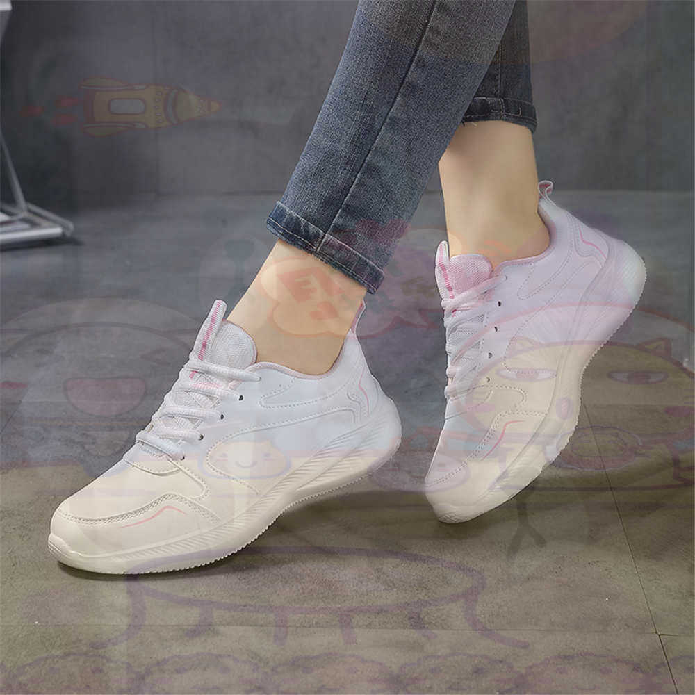 35-40 Number 42 Cool Sneakers  - Vintage Fashion Resale recension och pris
