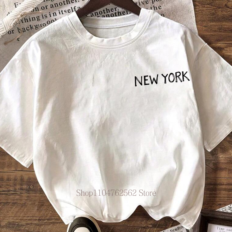 New York City Pattern Print T- - Vintage Fashion York recension och pris